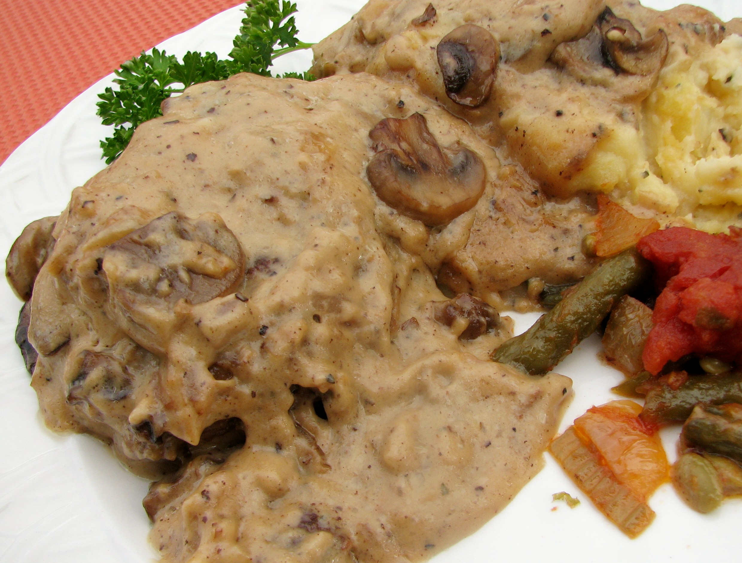 KITTENCAL'S SALISBURY STEAK