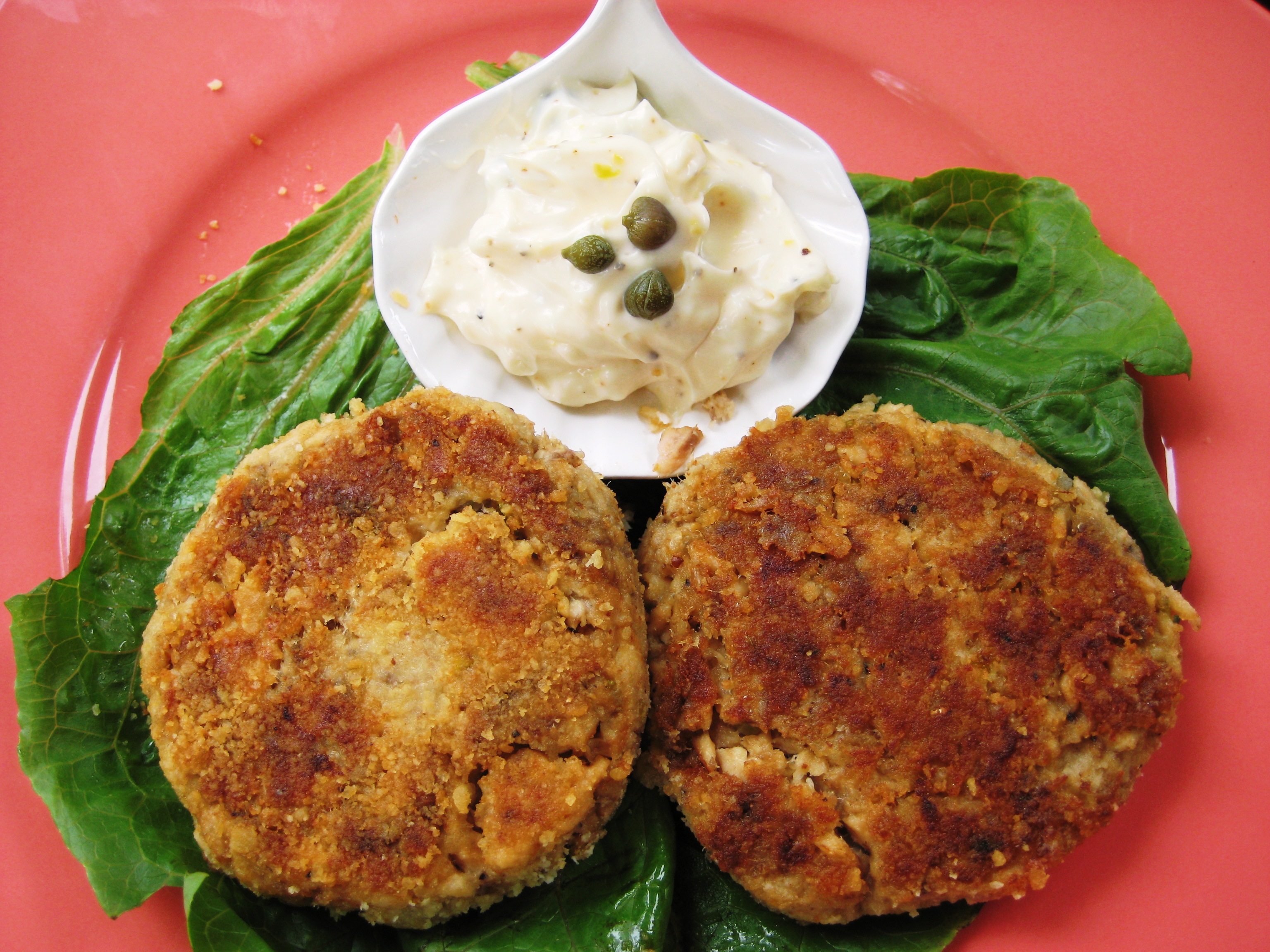 CRISPY SALMON CAKES WITH LEMON- CAPER MAYONNAISE