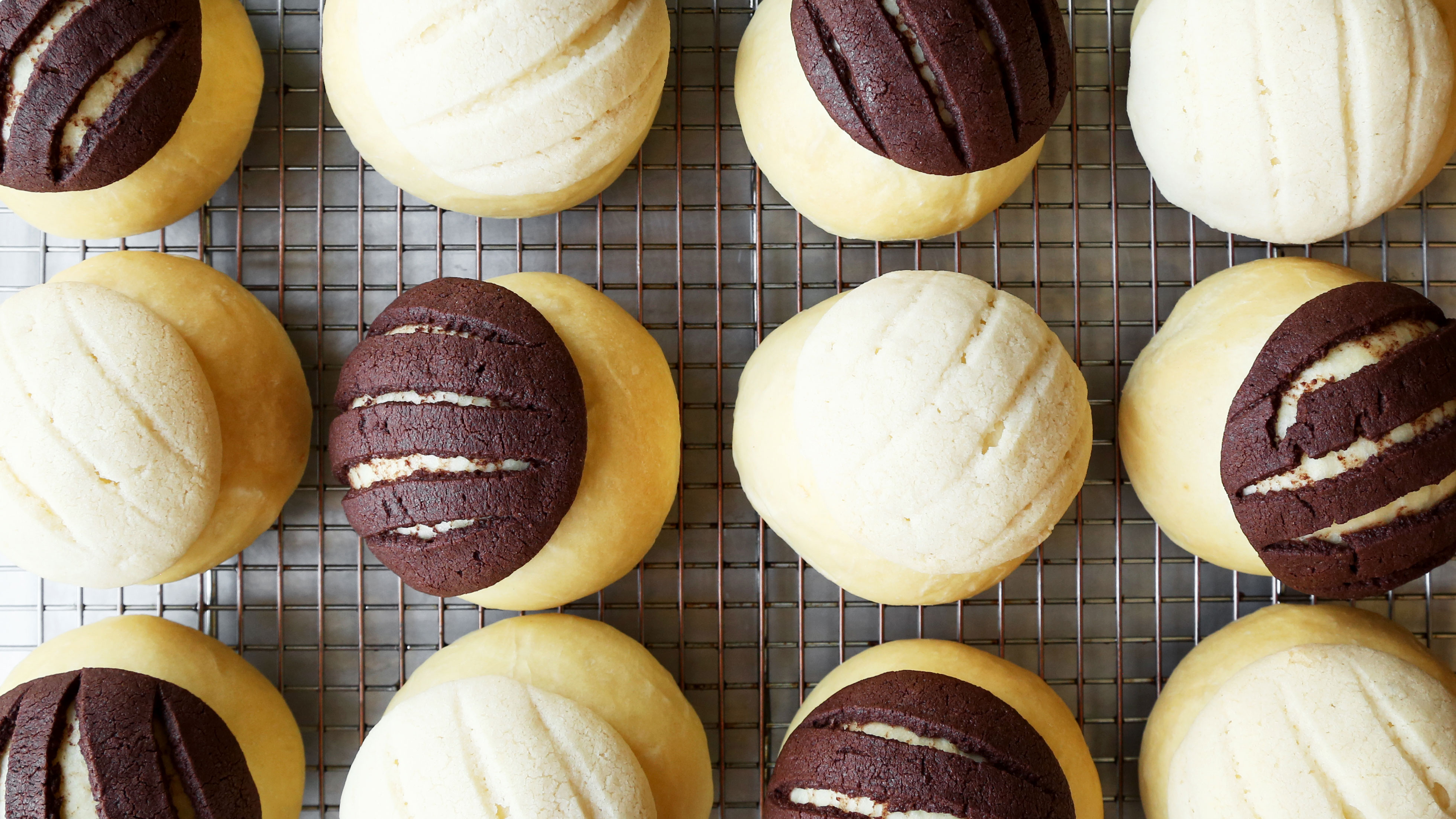 ≛ How To Conchas Mexican Sweet Topped Buns 4693