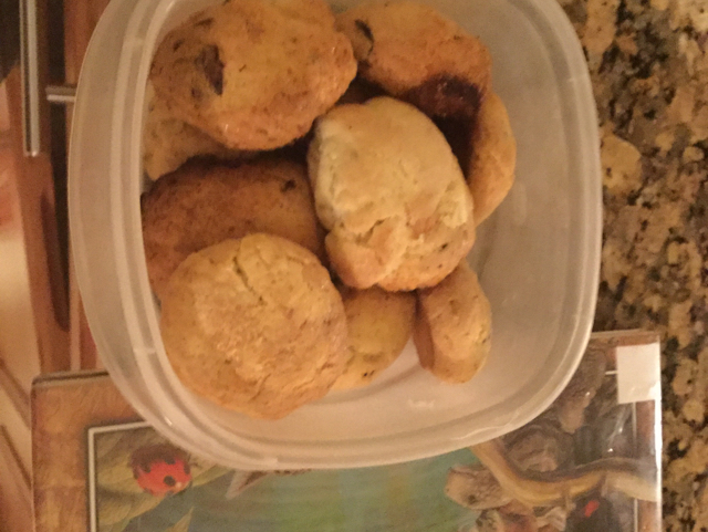 GLUTEN FREE AWESOME CHOCOLATE CHIP COOKIES