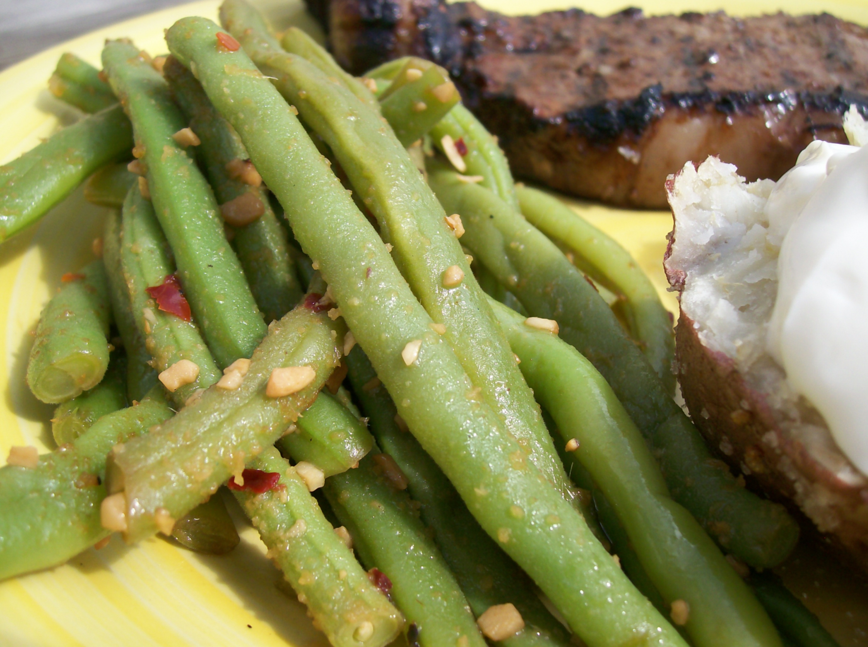 ORIENTAL GREEN BEANS