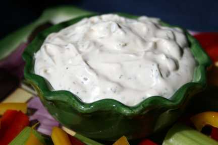 DELICIOUS DILL DIP FOR VEGGIES