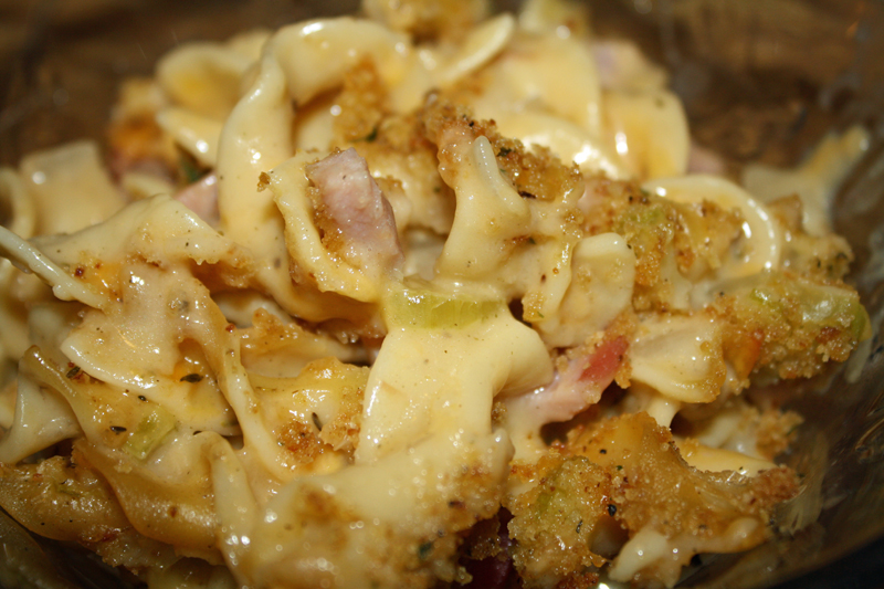 CREAMY & CRUNCHY HAM AND NOODLE CASSEROLE