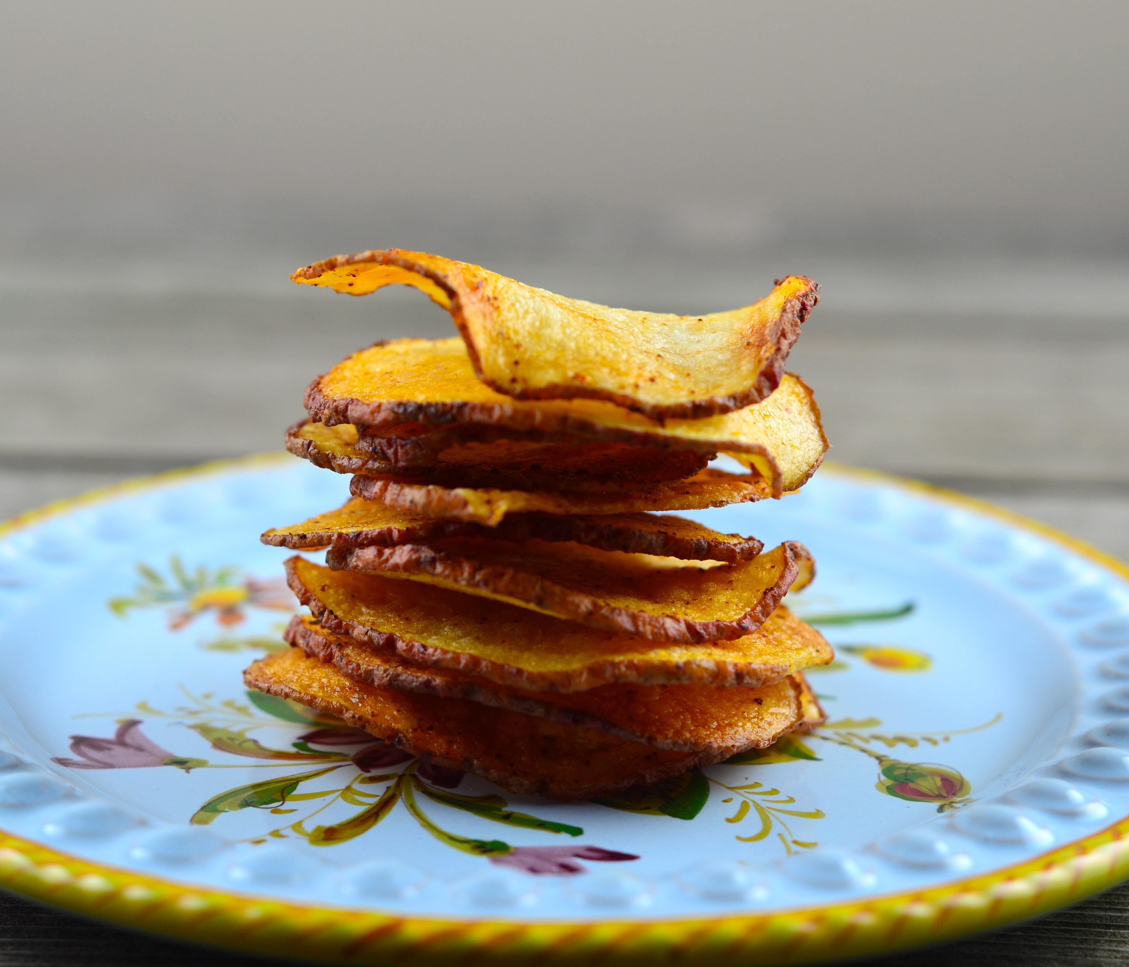 HOMEMADE LOW CALORIE POTATO CHIPS