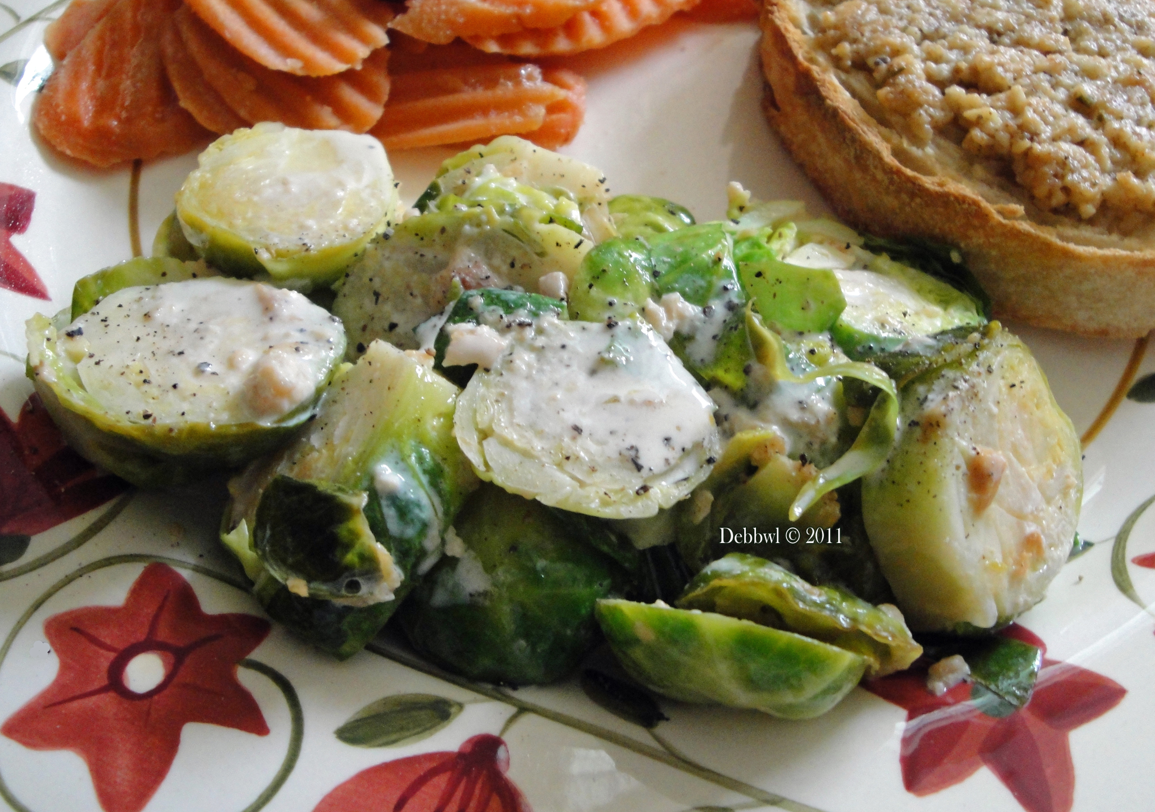 GARLIC AND SAPPHIRES SAUTED BRUSSELS SPROUTS, TRY THIS!