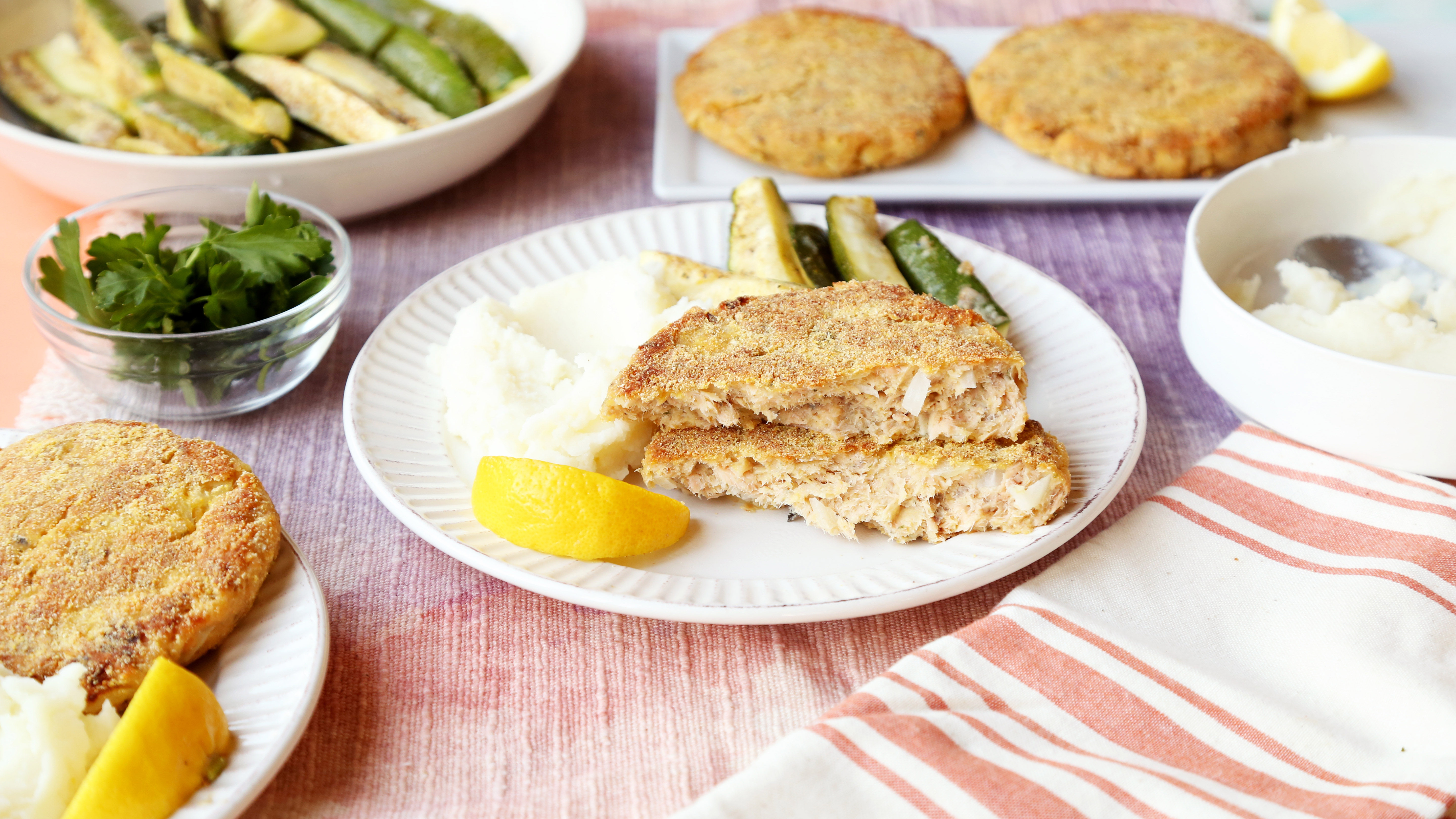 Recipe For Salmon Patties With Pea Sauce | Besto Blog