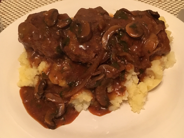 SLOW COOKER SALISBURY STEAK