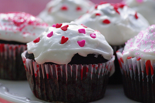 BASIC VANILLA FROSTING