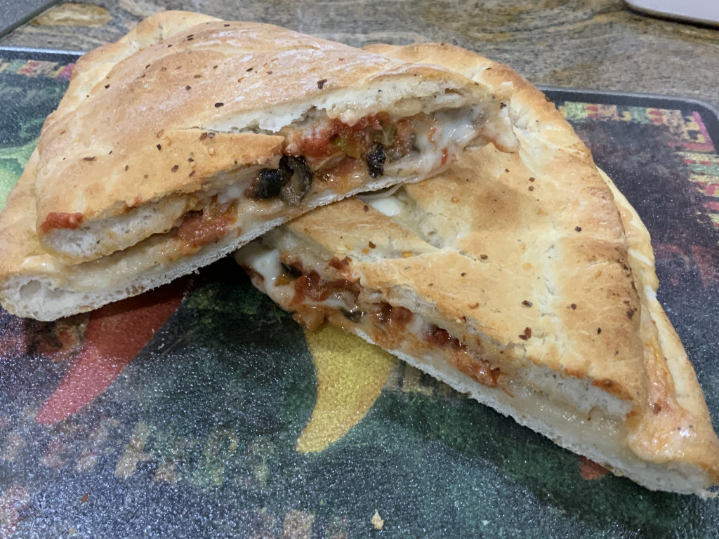 Who Makes Los Angeles' Best Calzone? - Eater LA