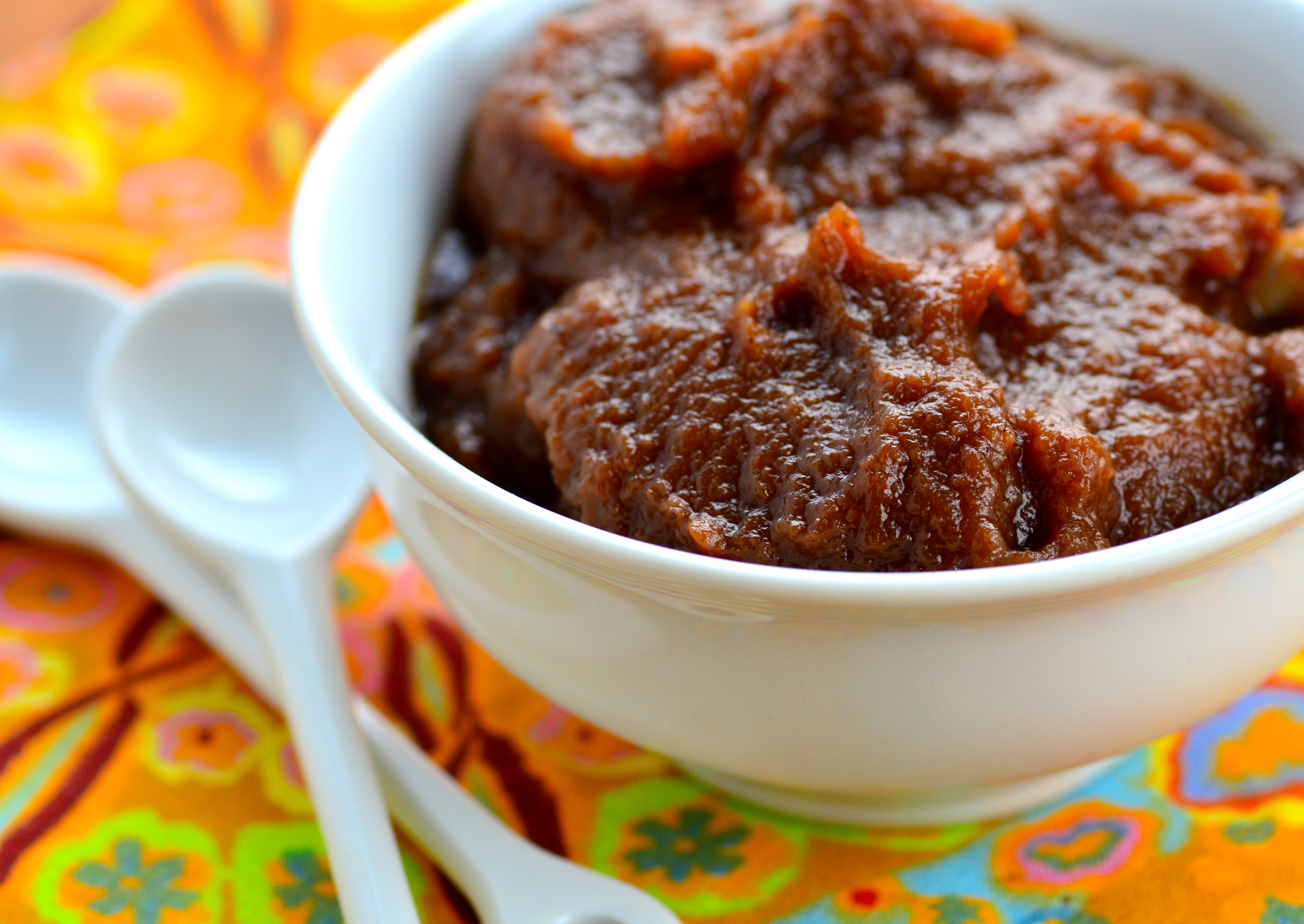 AWARD-WINNING CROCK POT APPLE BUTTER