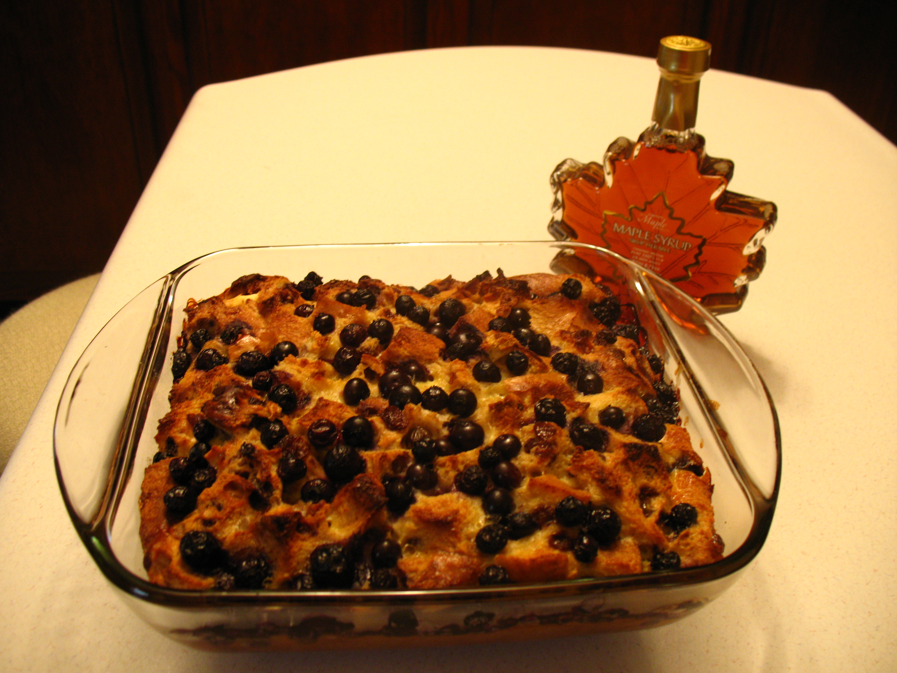 OVERNIGHT BLUEBERRY FRENCH TOAST