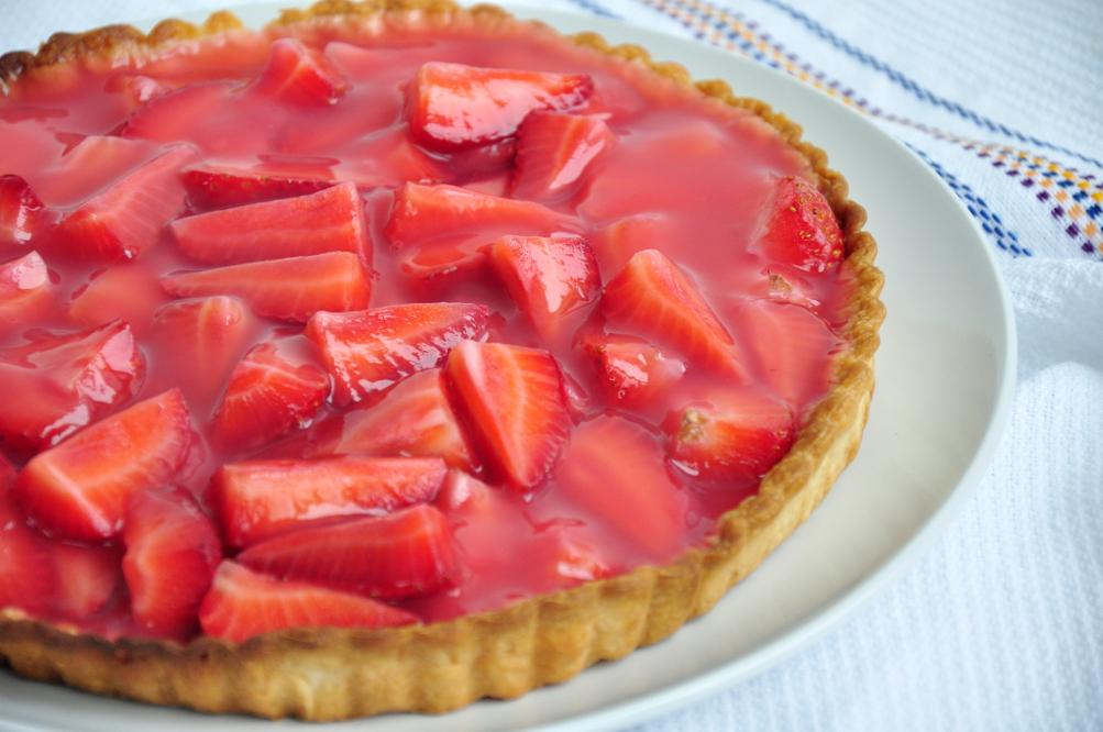 STRAWBERRY STRAWBERRY PIE FROM THE REALLY GOOD FOOD COOK BOOK