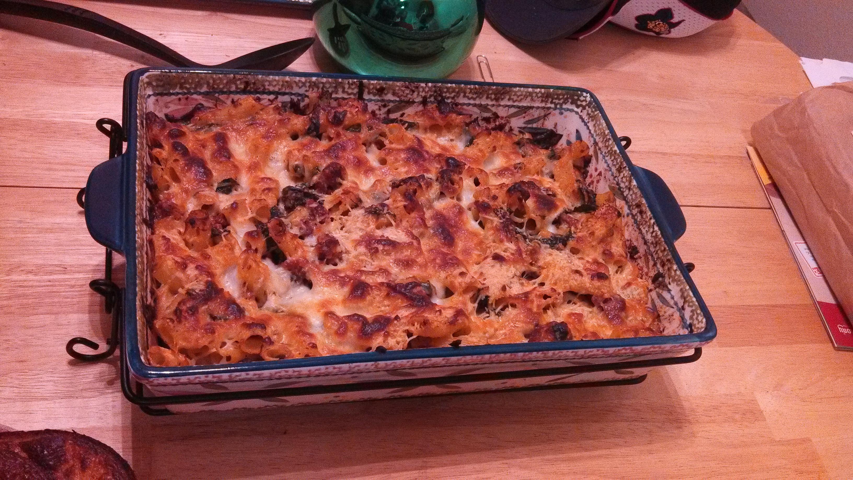 BAKED ZITI WITH SPINACH, SAUSAGE, AND MOZZARELLA BAKED ZITI WITH SPINACH, SAUSAGE, AND MOZZARELLA