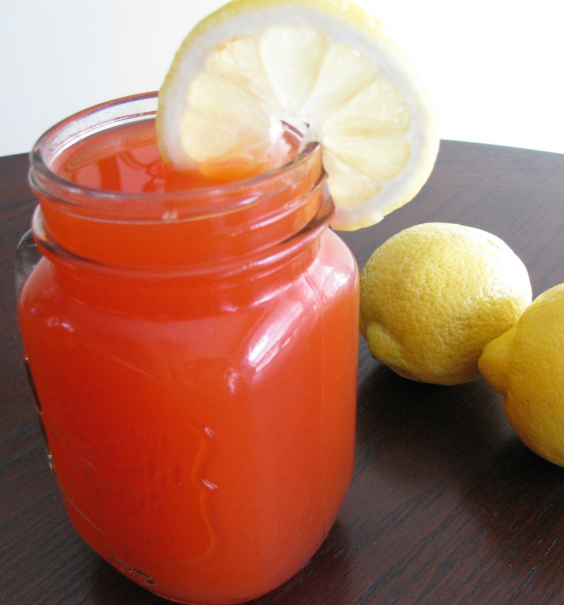 ✵ Easy CAROLINA STRAWBERRY LEMONADE