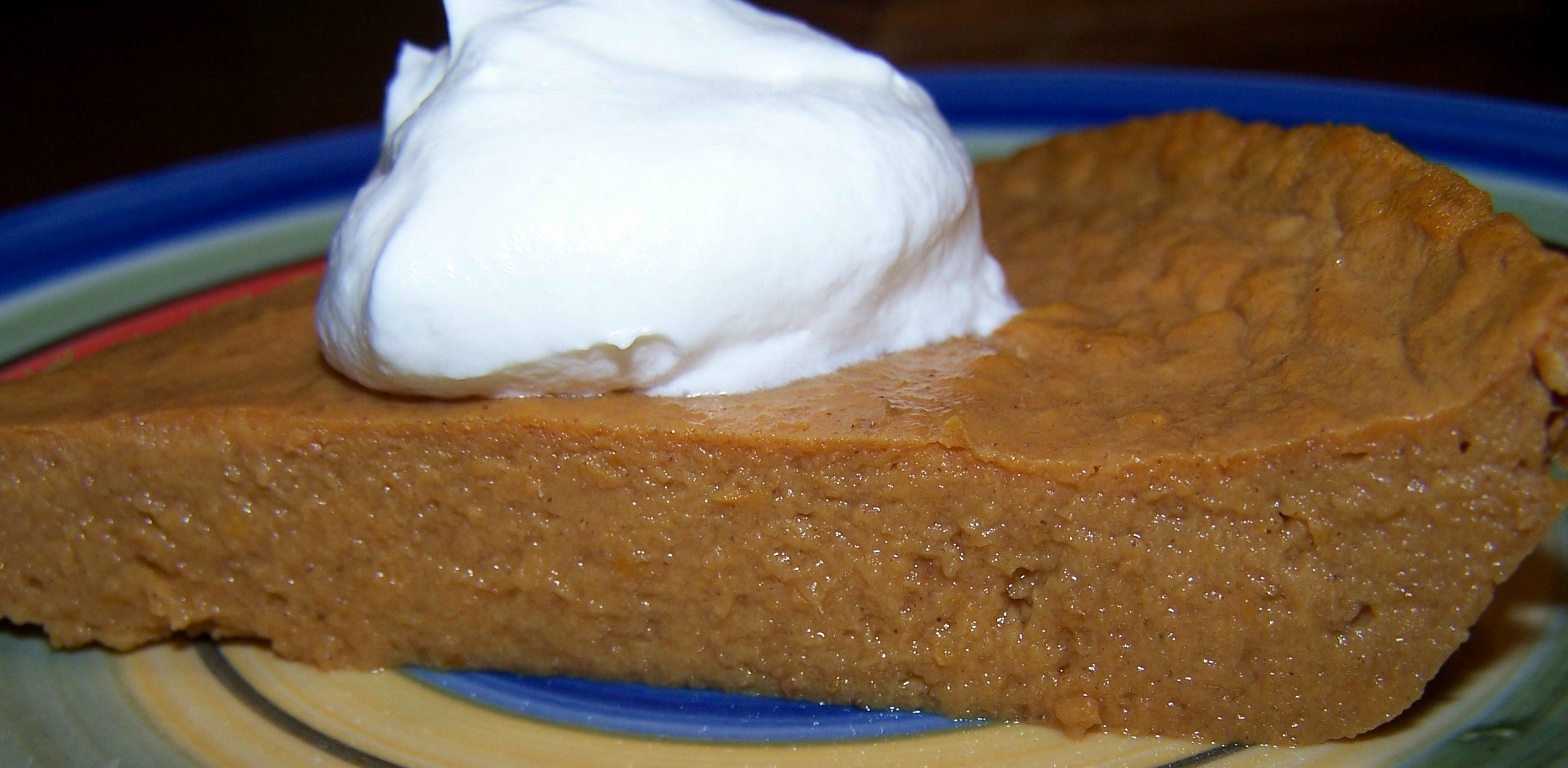 LIGHT CRUSTLESS PUMPKIN PIE