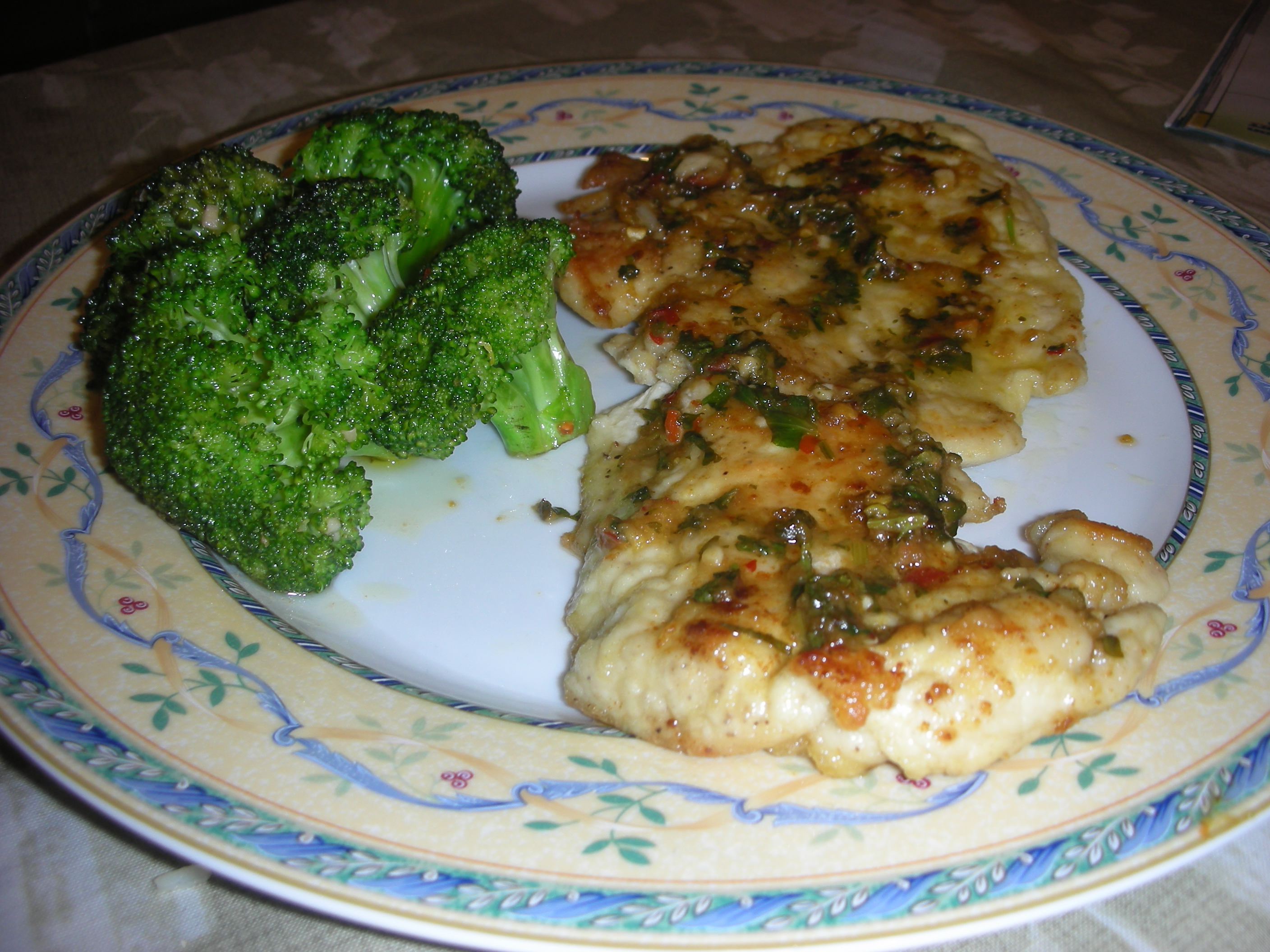 BROCCOLI WITH GARLIC AND WHITE WINE: BROCCOLI CON AGLIO E FRASCA