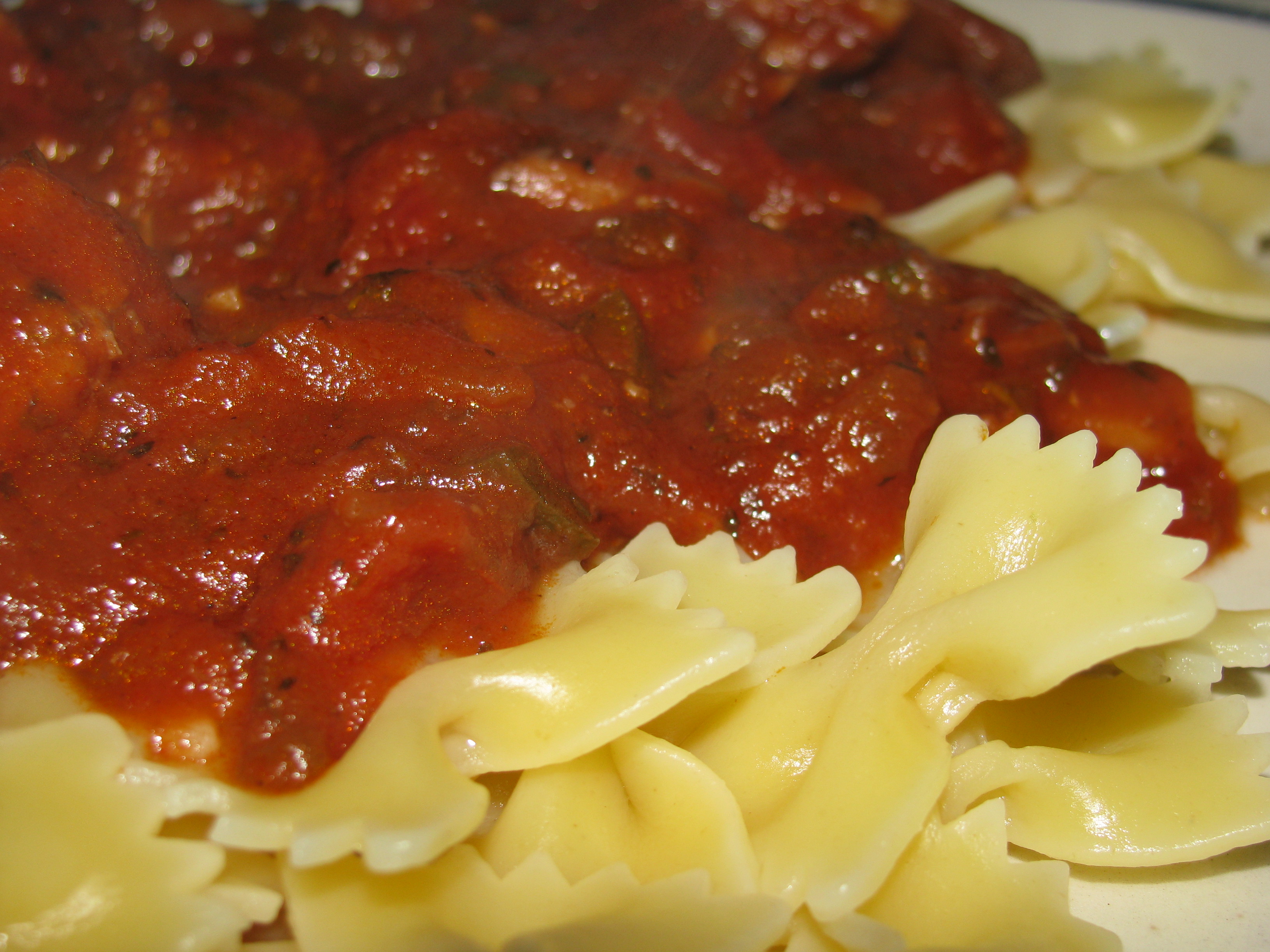 SPAGHETTI BOLOGNESE SAUCE (BEEF AND ITALIAN SAUSAGE)