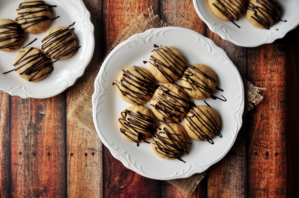 ℬ How To Make SNICKER SURPRISE PEANUT BUTTER COOKIES
