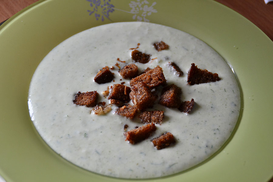 LIGHT CUCUMBER SOUP