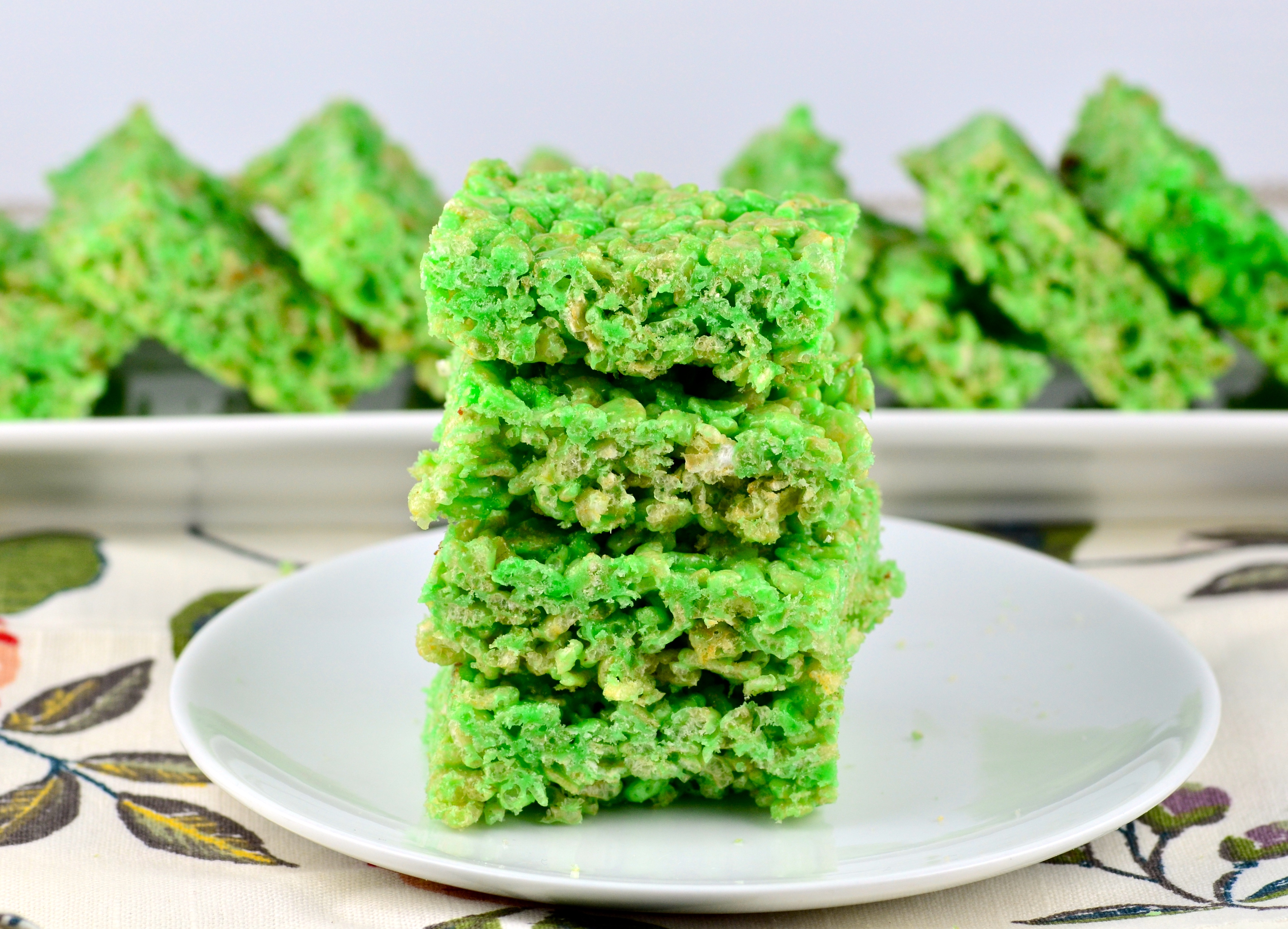 ST. PATRICK'S DAY CRISPY TREATS