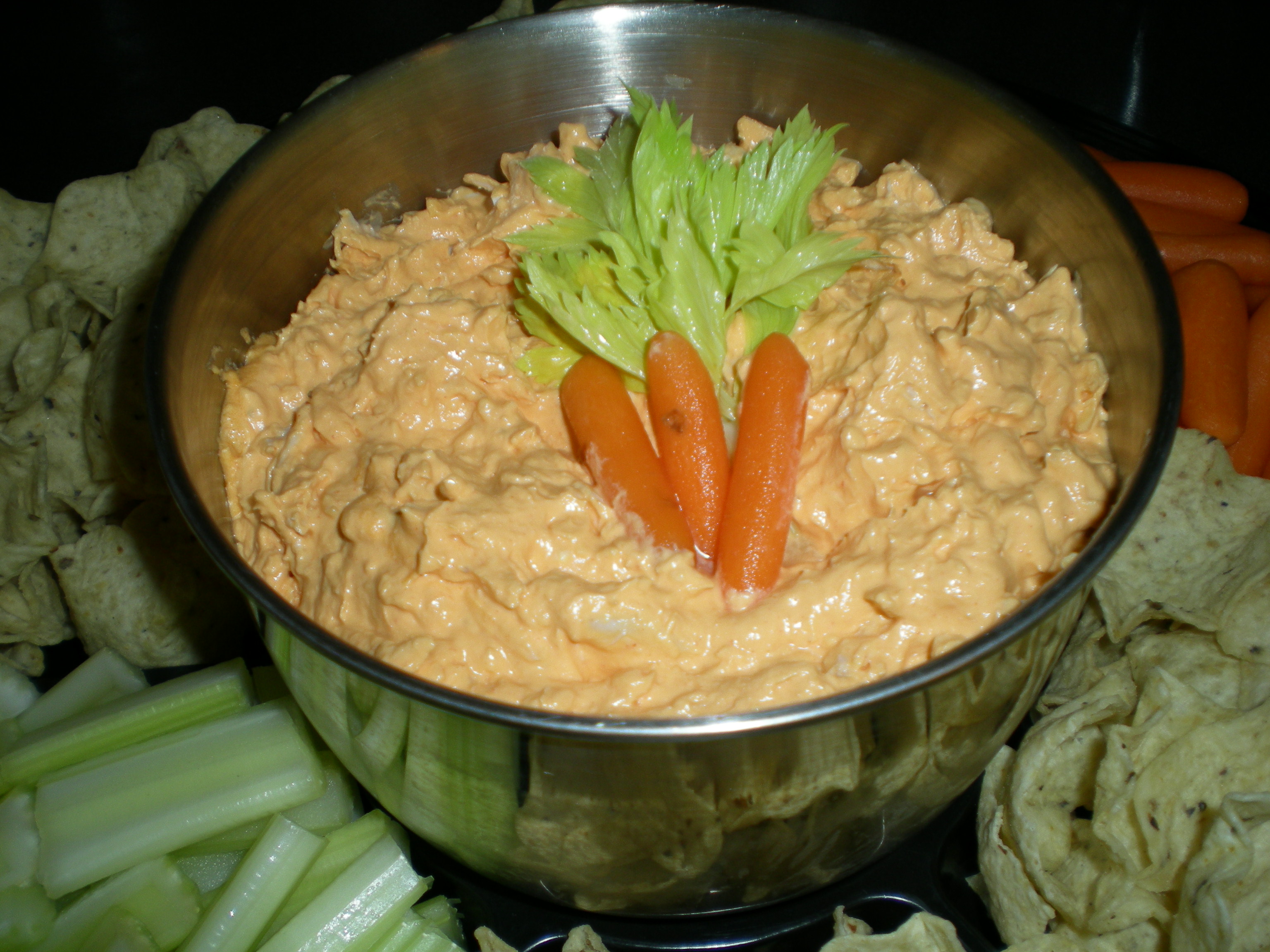 ONE-DISH BUFFALO CHICKEN DIP