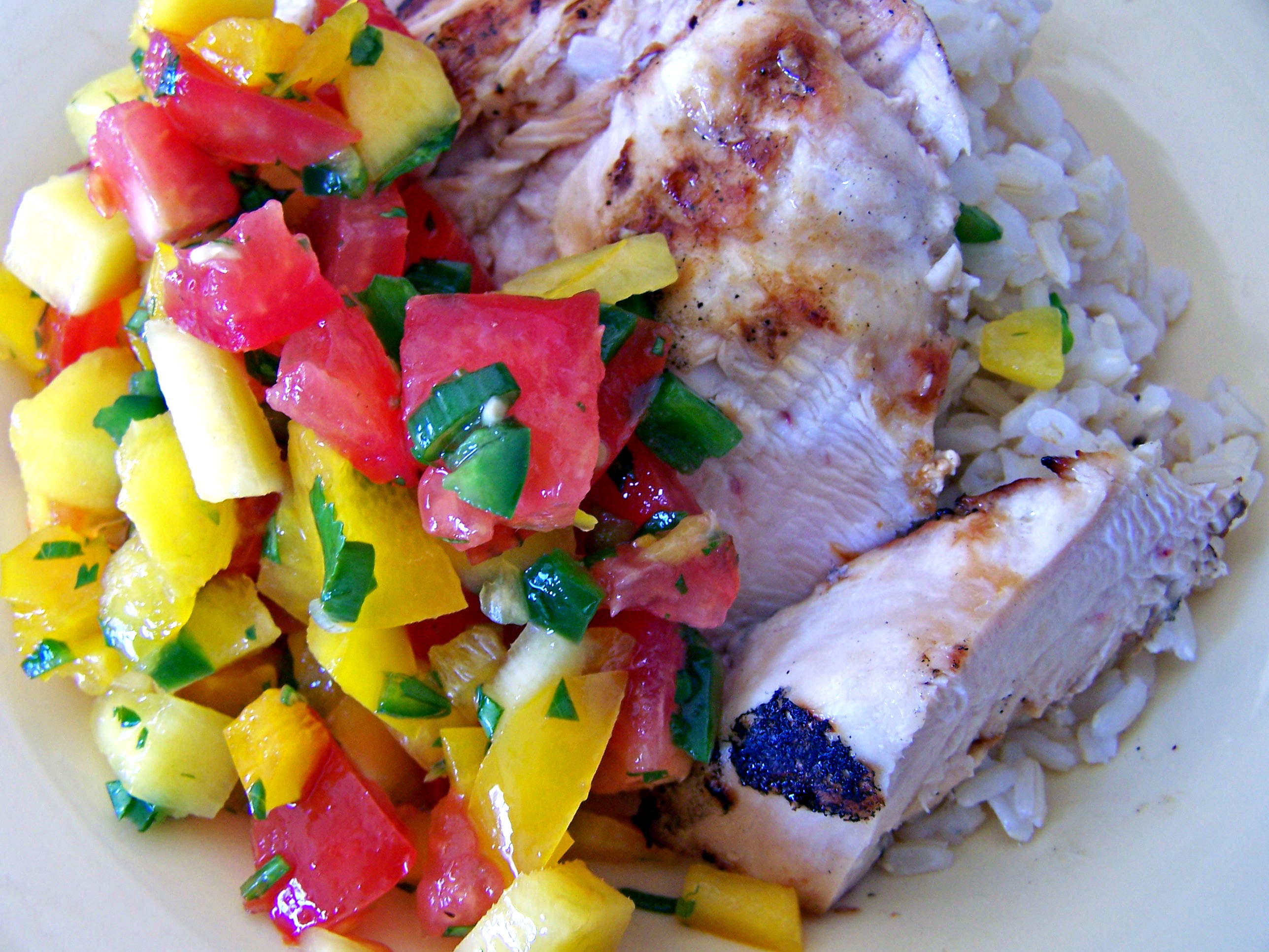 GARLIC LIME GRILLED CHICKEN WITH MANGO SALSA GARLIC LIME GRILLED CHICKEN WITH MANGO SALSA