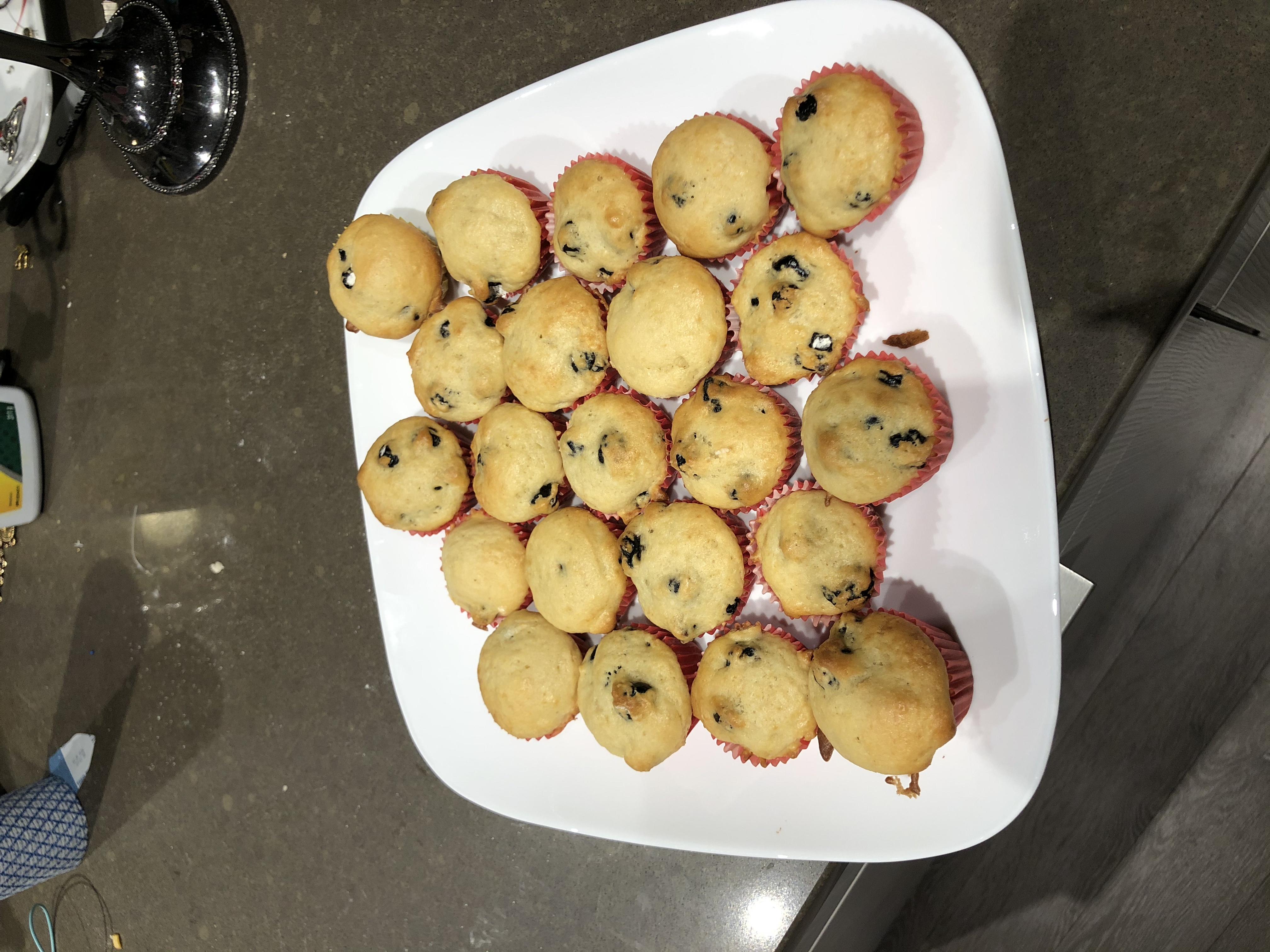 Blueberry Muffins [143] – Anna Olson