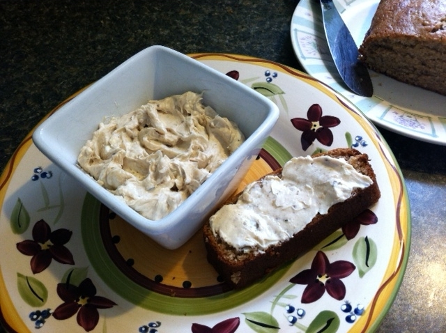 HONEY WALNUT CREAM CHEESE SPREAD