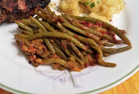 BRAISED GREEN BEANS/ FASSOULAKIA YAHNI