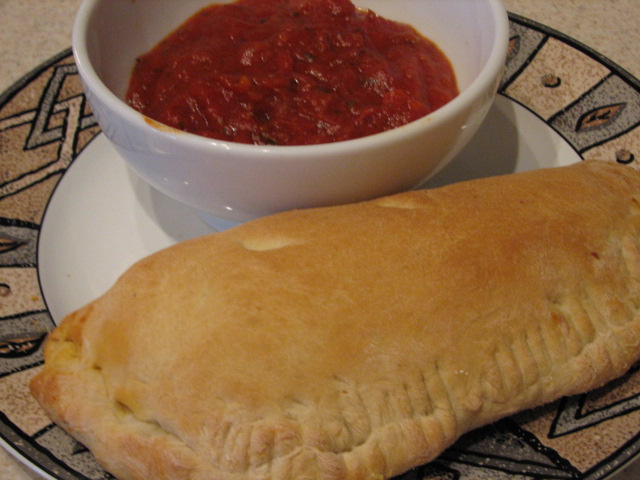 HOT SAUSAGE AND MOZZARELLA ROLL