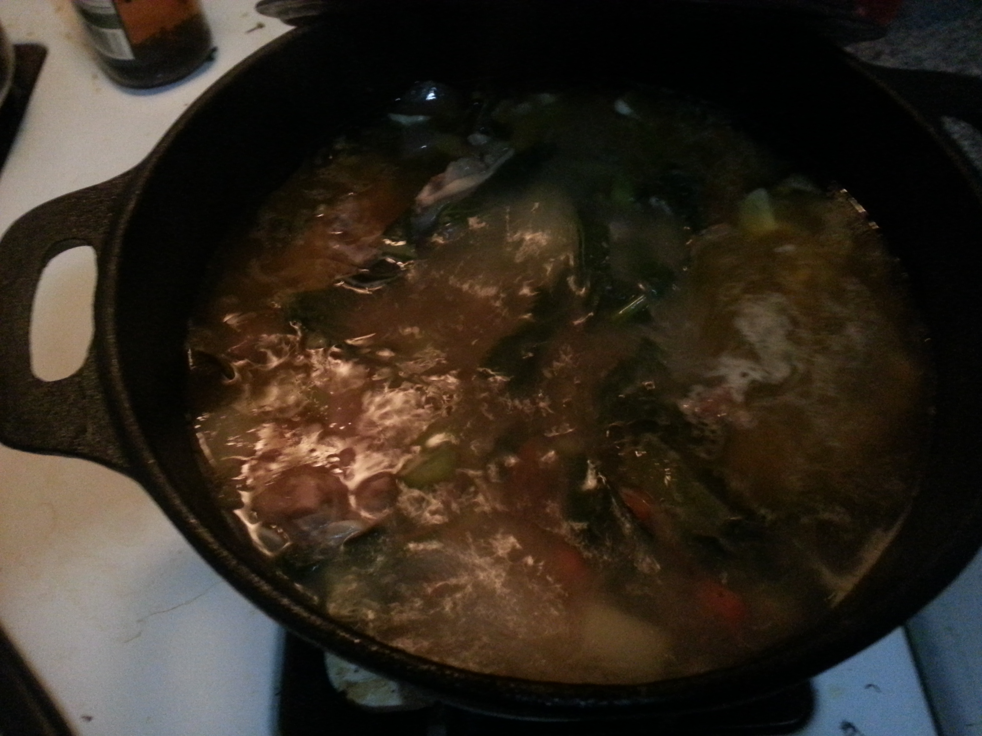 CHICKEN STOCK USING CARCASS