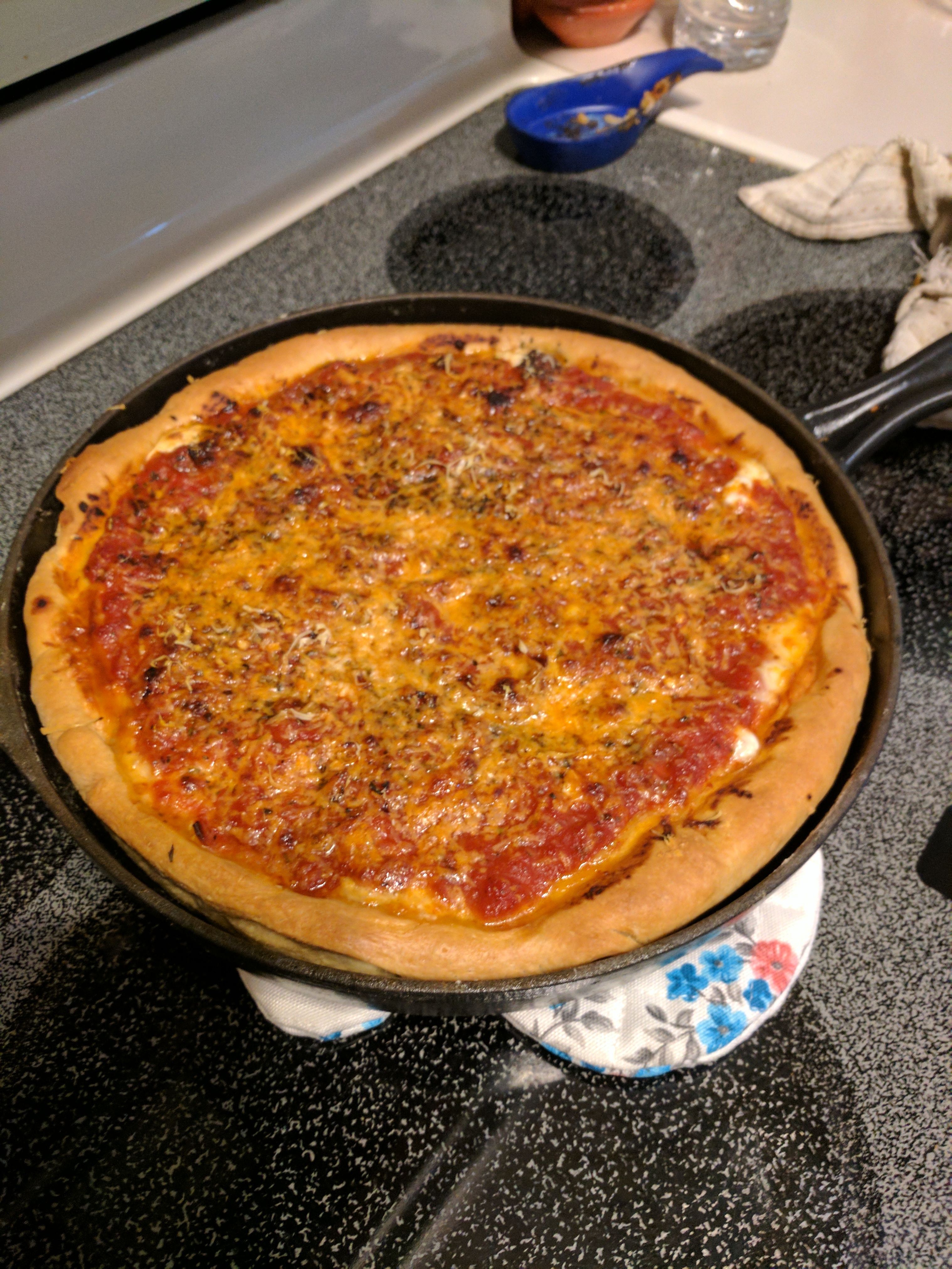 CHICAGO STYLE DEEP-DISH PIZZA