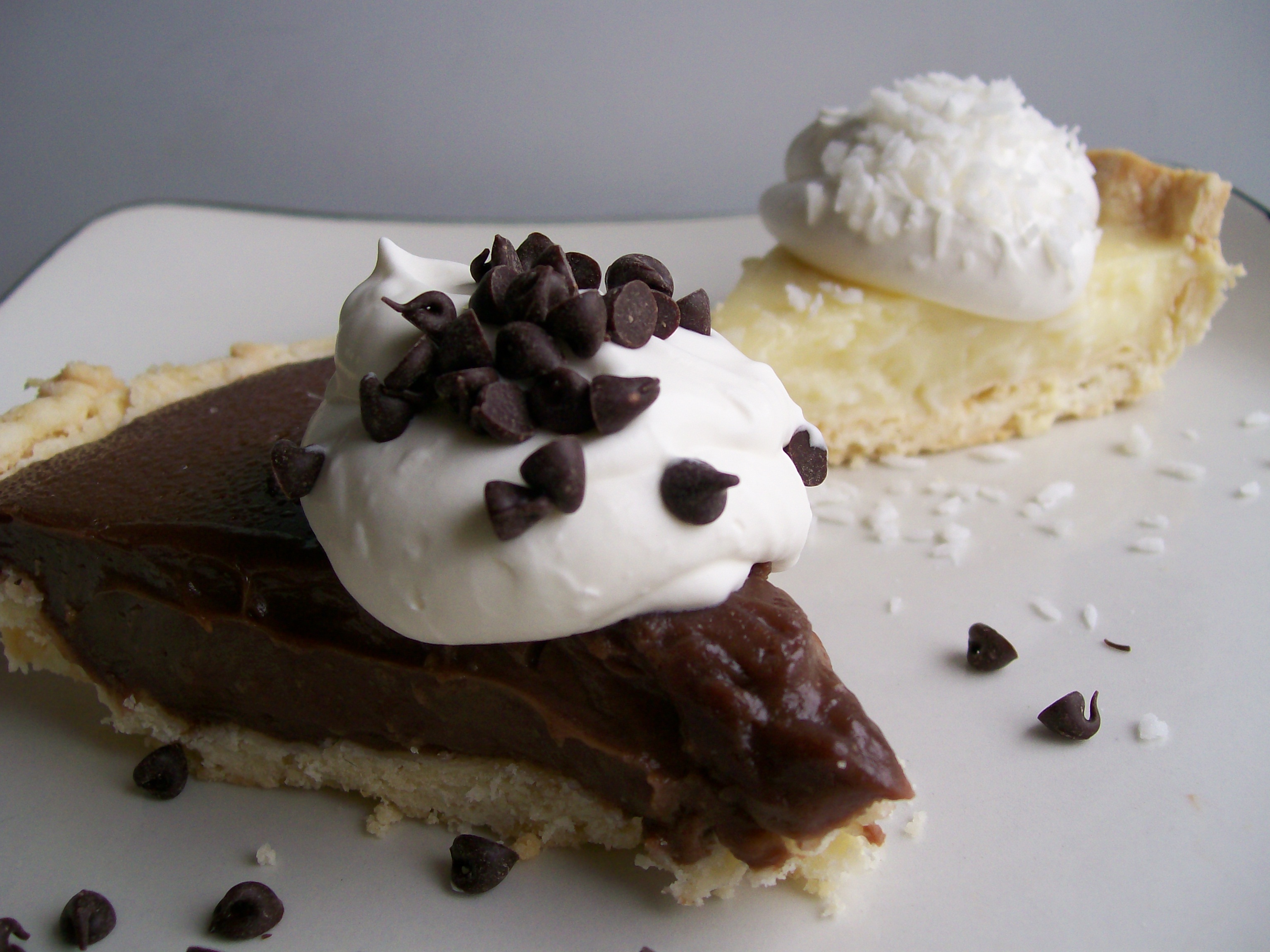 CREAM PIE (CHOCOLATE, COCONUT, AND BANANA VARIATIONS) CREAM PIE (CHOCOLATE, COCONUT, AND BANANA VARIATIONS)