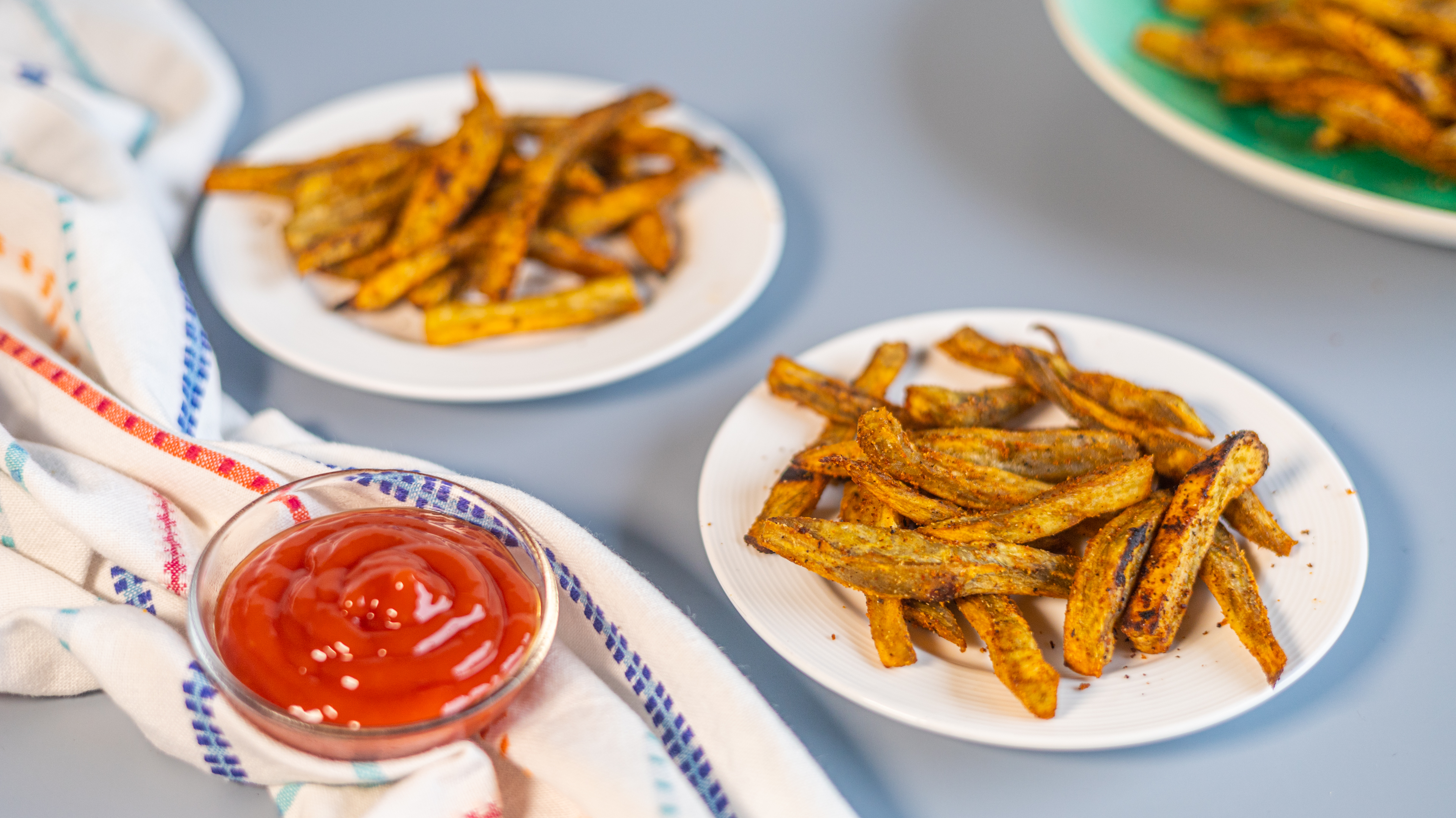 Oktoberfest Beer Sweet Potato Fries {Spiced Balsamic Dipping Sauce}