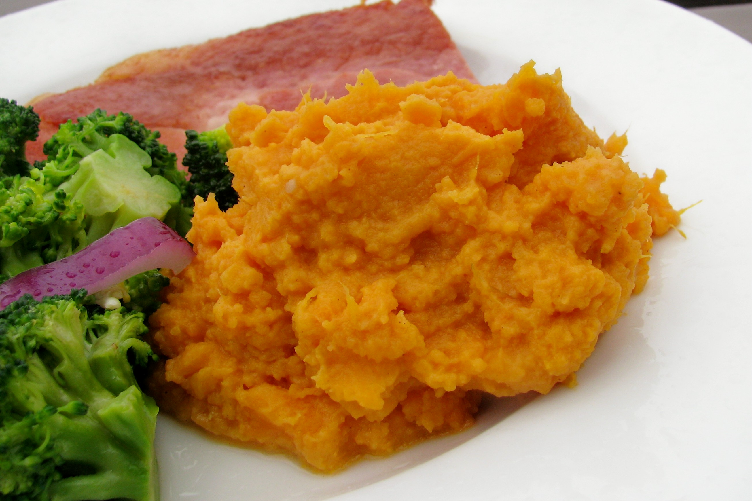 EASY MAPLE MASHED SWEET POTATOES