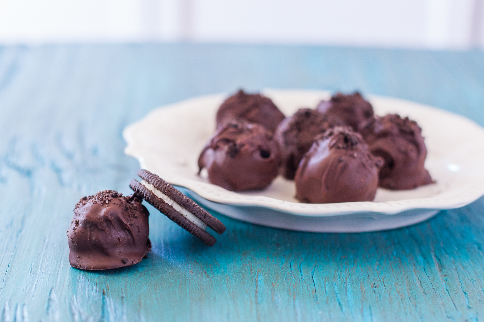 👍 The Best HOLIDAY OREO TRUFFLES