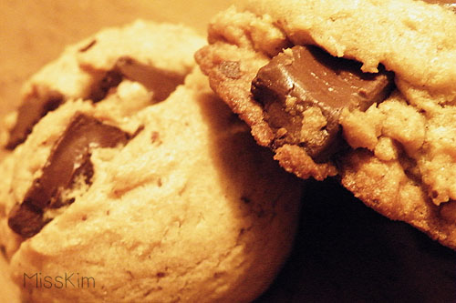 LARGE BATCH CHOCOLATE CHUNK (CHOCOLATE CHIP) COOKIES (OAMC)