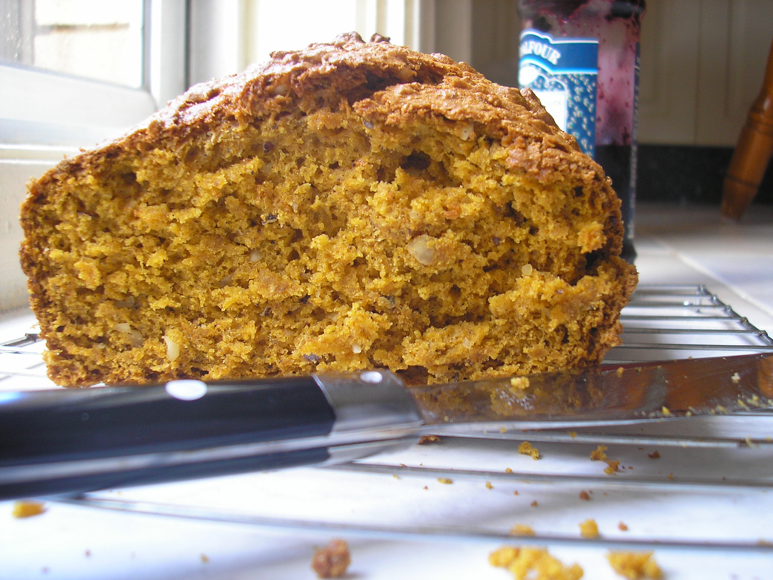 TRADITIONAL PUMPKIN-NUT BREAD