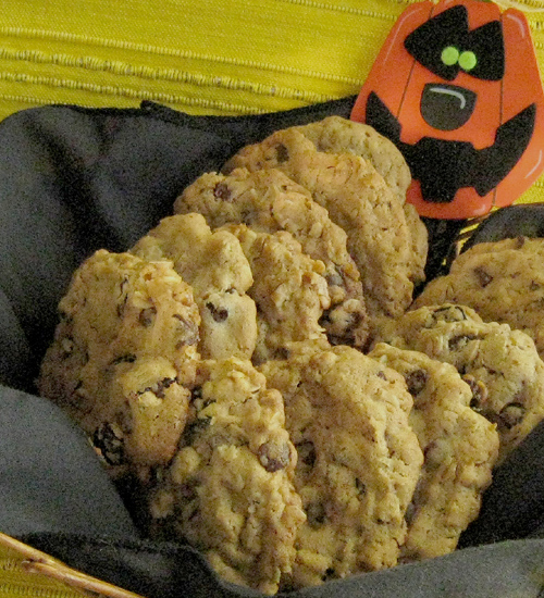 OATMEAL RAISIN WALNUT CHOCOLATE CHIP COOKIES