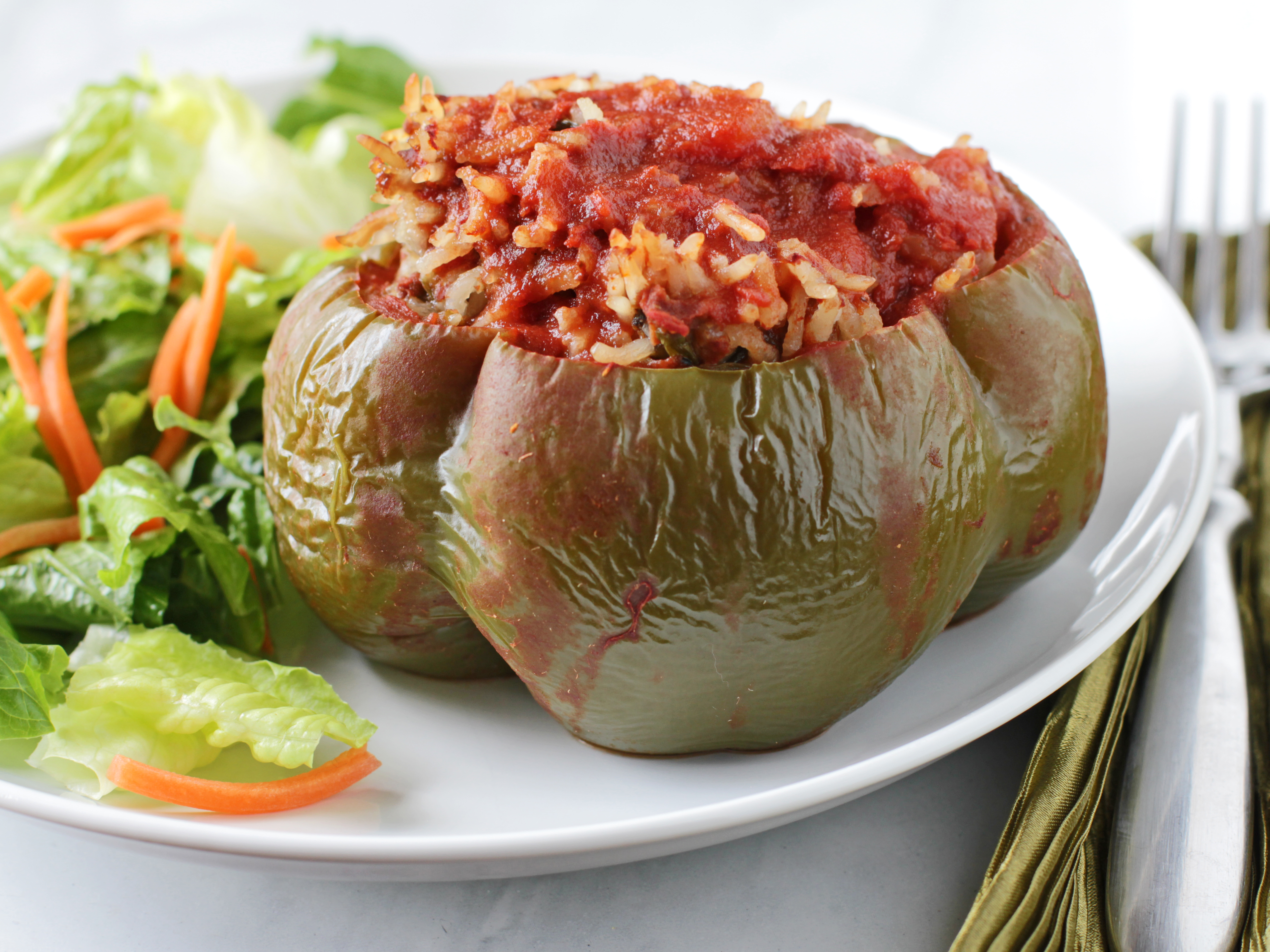 MY OWN SLOW COOKER STUFFED BELL PEPPERS