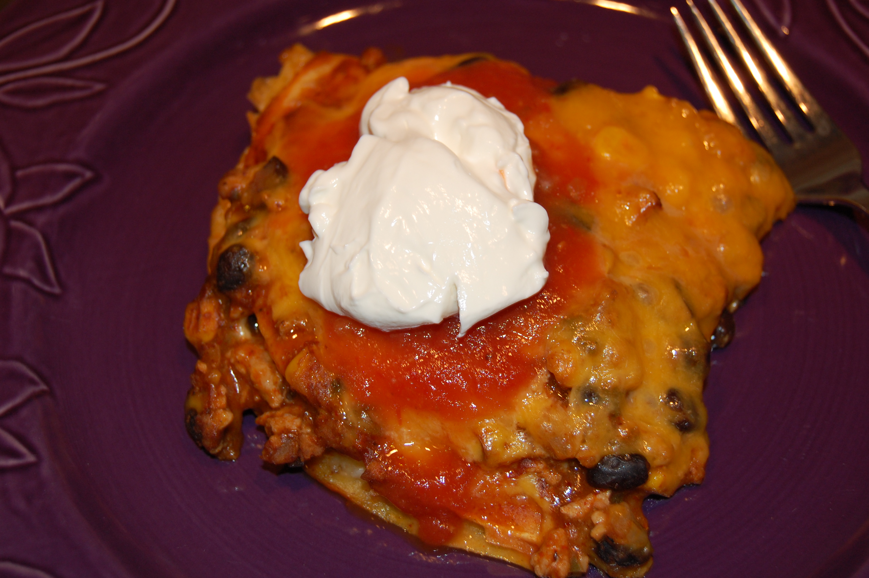 ღ Easy MEXICAN GROUND BEEF TORTILLA LAYER CASSEROLE