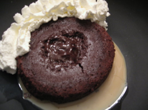 ❤️  MOLTEN CHOCOLATE CAKES WITH IRISH CREAM