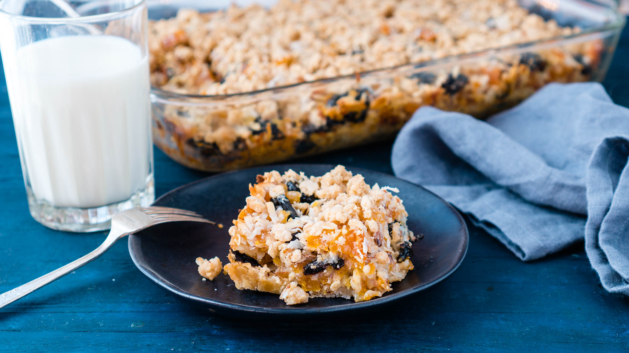 Apricot-Cherry Bars