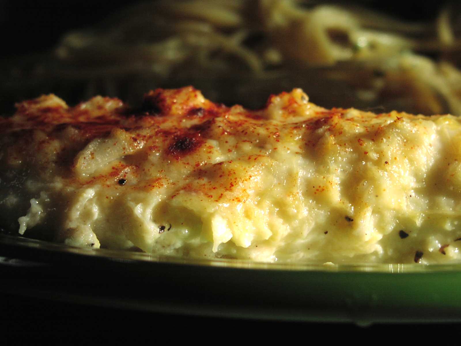 BAKED TILAPIA W/ FONDUE SAUCE AND CRAB