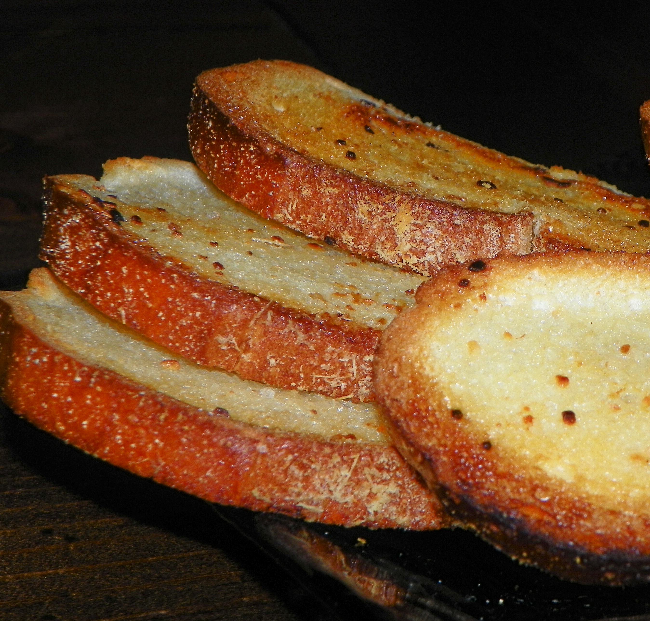 ✦ How To Make 3 INGREDIENT GARLIC BREAD