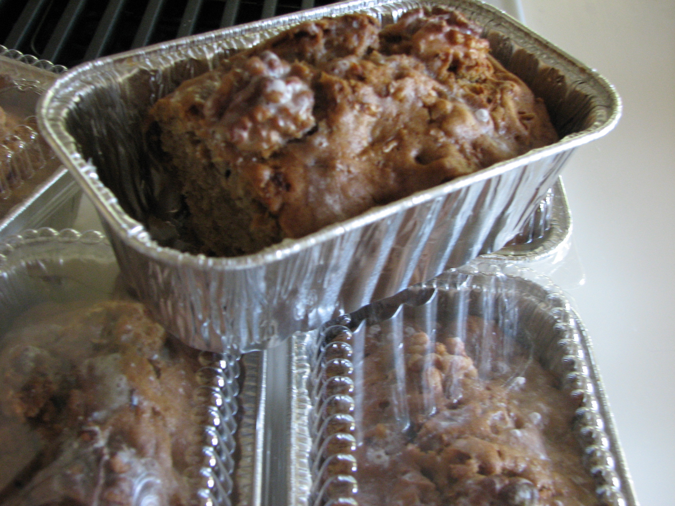 BLUE RIBBON ZUCCHINI NUT BREAD