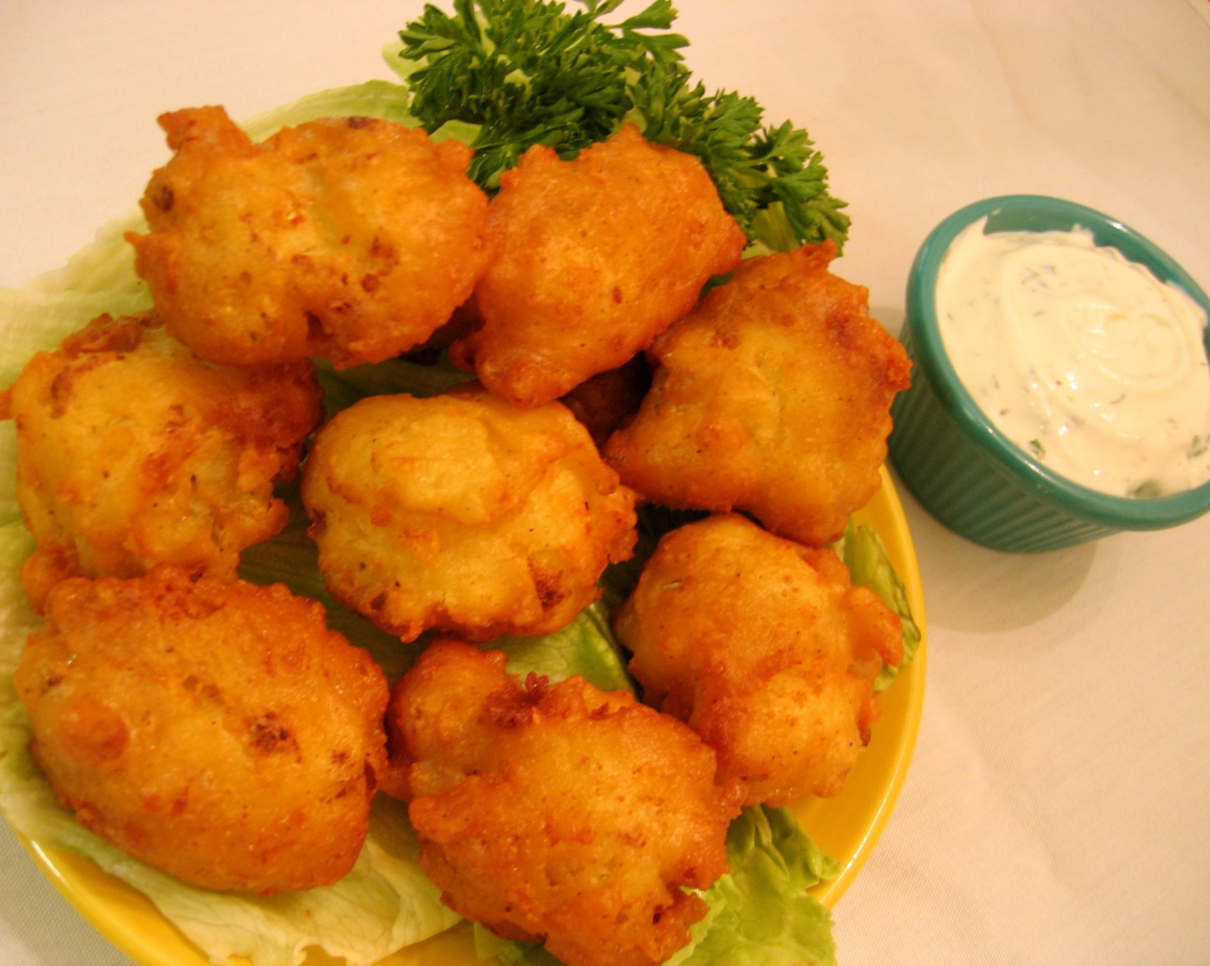 CAULIFLOWER CHEDDAR FRITTERS