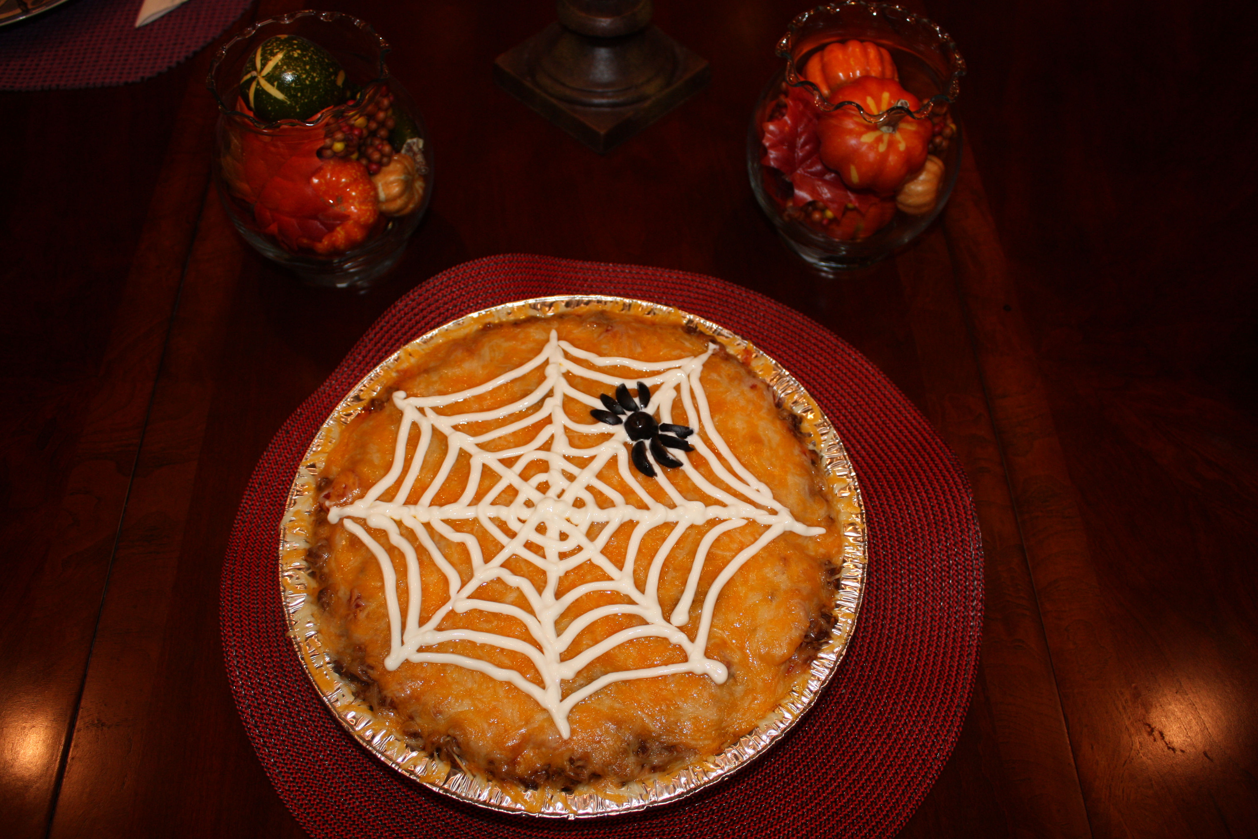 LINDA'S SPIDER WEB PLATTER