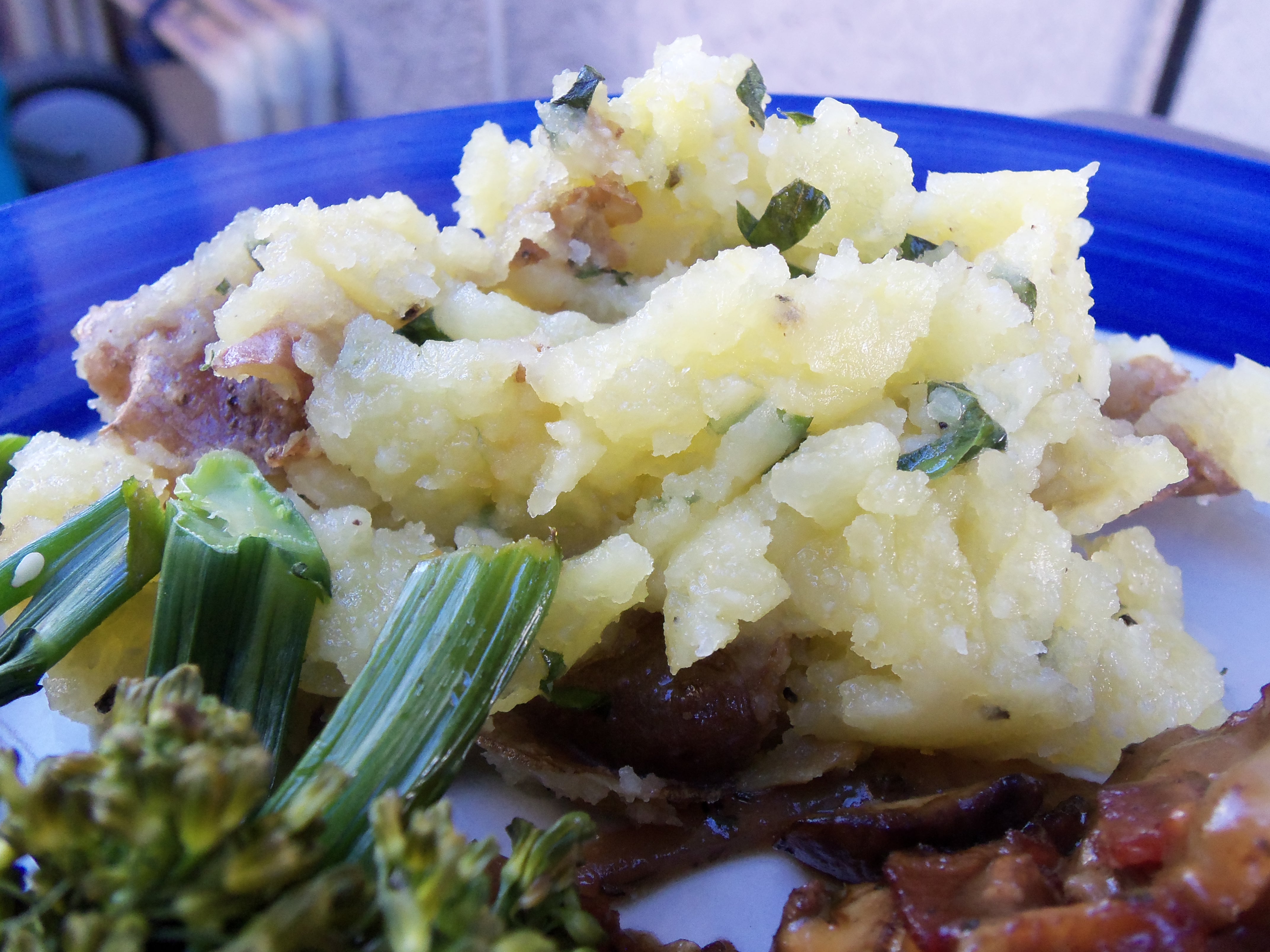 SMASHED RED POTATOES WITH PARMESAN BASIL BUTTER