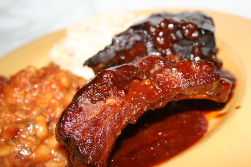 DELICIOUS CROCK POT BARBECUE RIBS